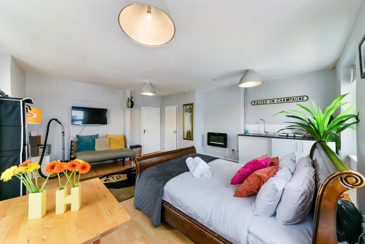Bob Marley Studio - Shoreditch Near Liverpool Street ลอนดอน ภายนอก รูปภาพ